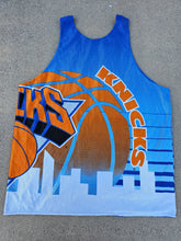 Load image into Gallery viewer, Vintage Mens Starter New York Knicks Reversible Jersey Size XL