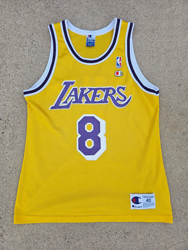 Vintage Mens Champion Los Angeles Lakers Kobe Bryant #8 Jersey Size 40-Gold